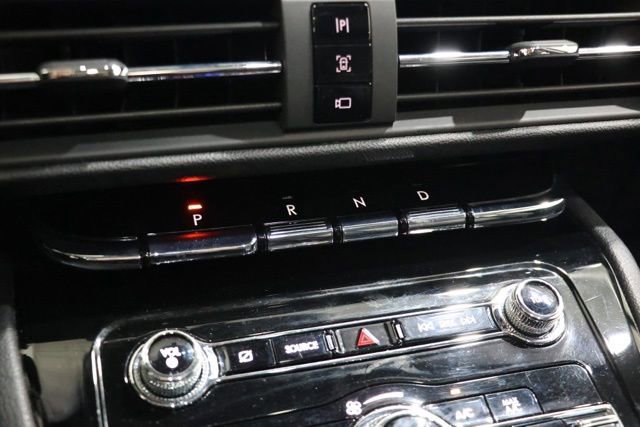Used 2022 Lincoln Corsair AWD w/ Premium Package image 28