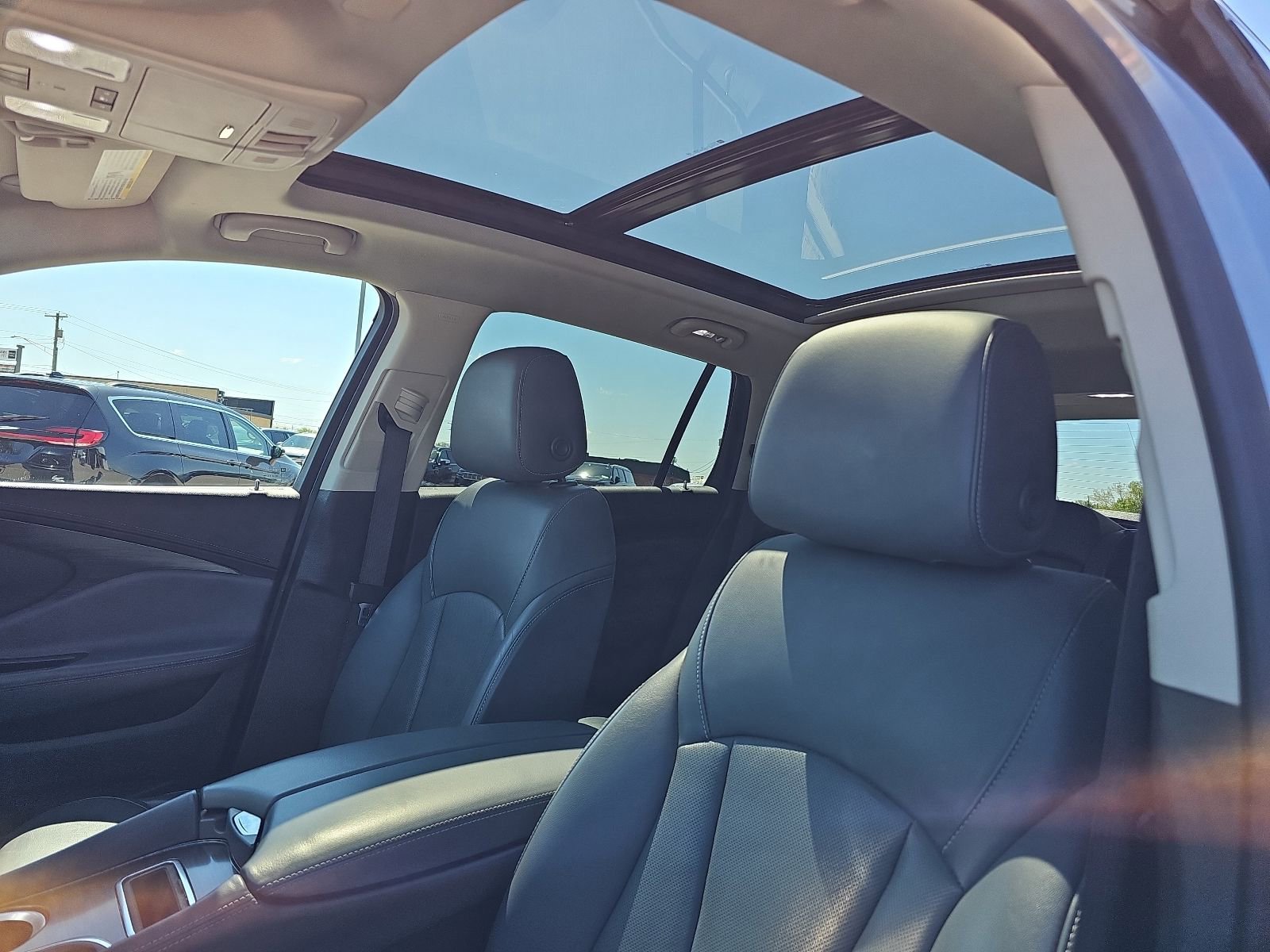 Used 2019 Buick Envision Premium w/ Driver Confidence Package AWD/4WD image 10
