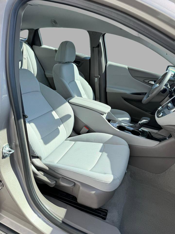 Used 2024 Chevrolet Malibu LT FWD image 27