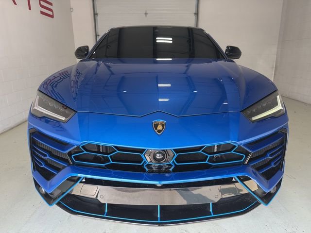 Used 2020 Lamborghini Urus image 3