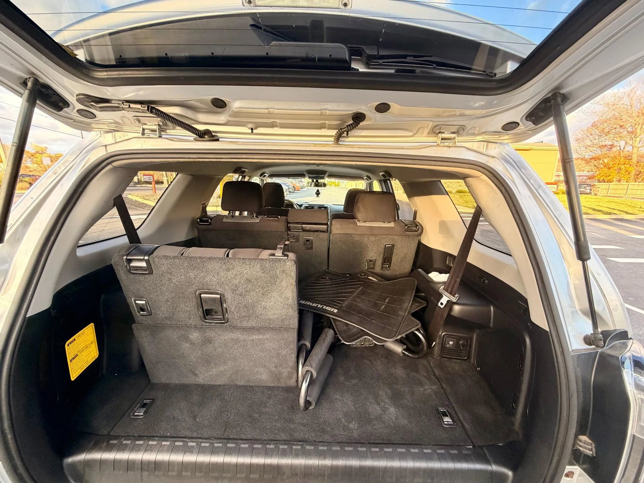 Used 2015 Toyota 4Runner 4WD image 8