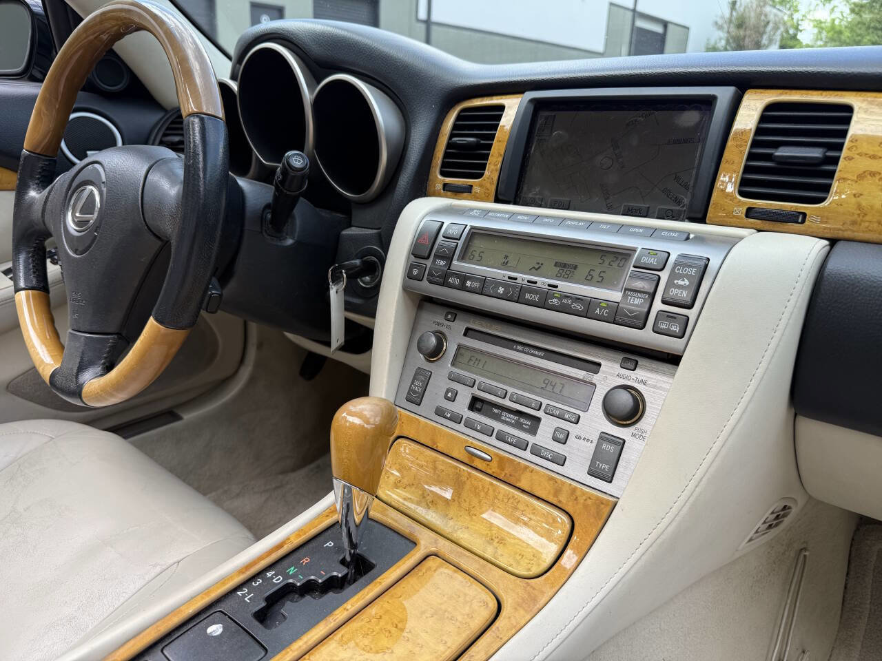 Used 2003 Lexus SC 430 Convertible RWD image 27