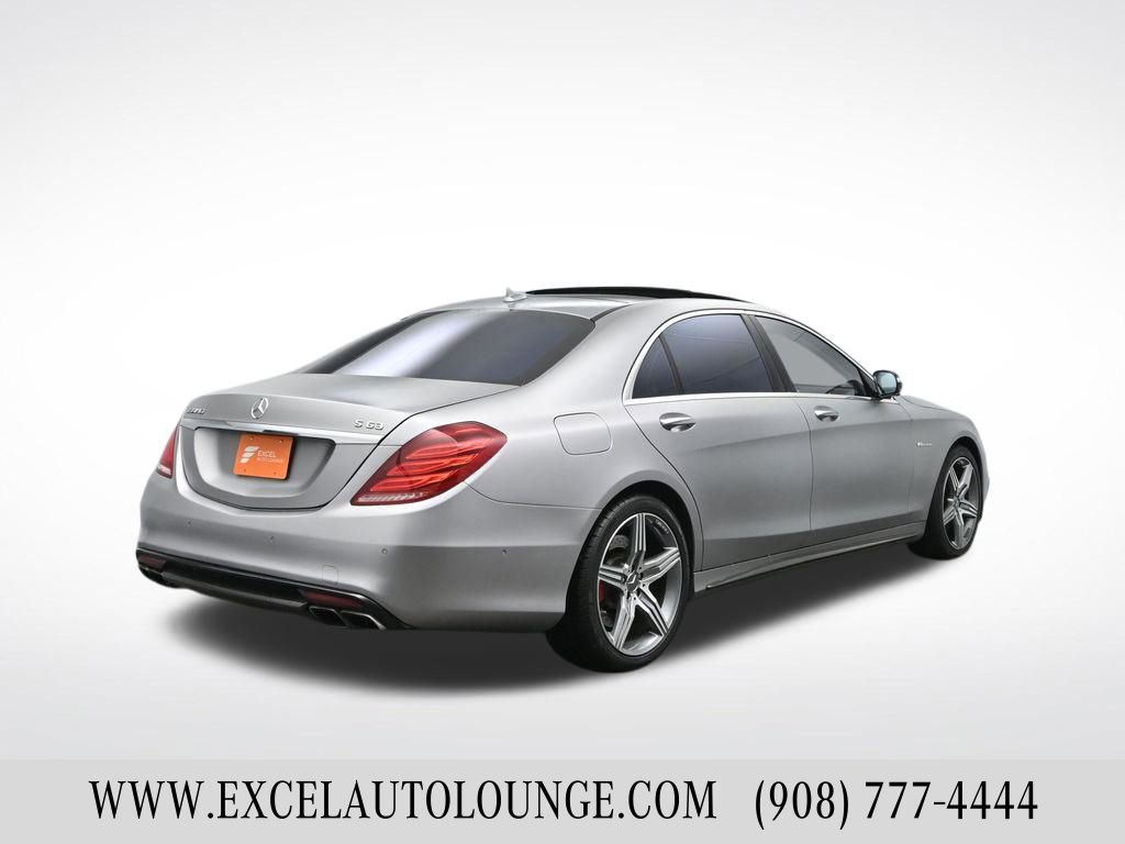 Used 2017 Mercedes-Benz S 63 AMG 4MATIC Sedan w/ Carbon Fiber Exterior Package image 6