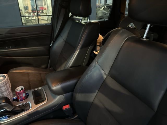 Used 2020 Jeep Grand Cherokee Altitude image 12