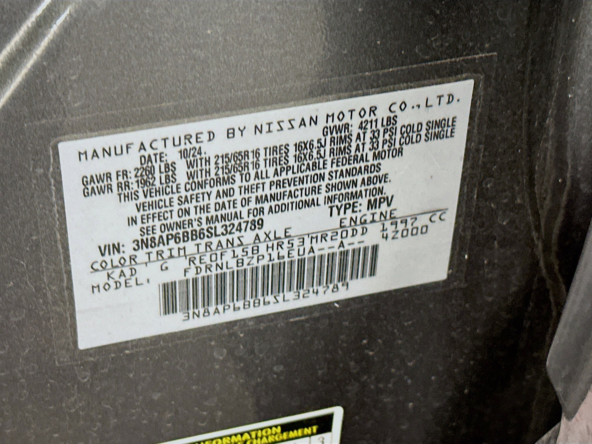 Used 2025 Nissan Kicks S image 12