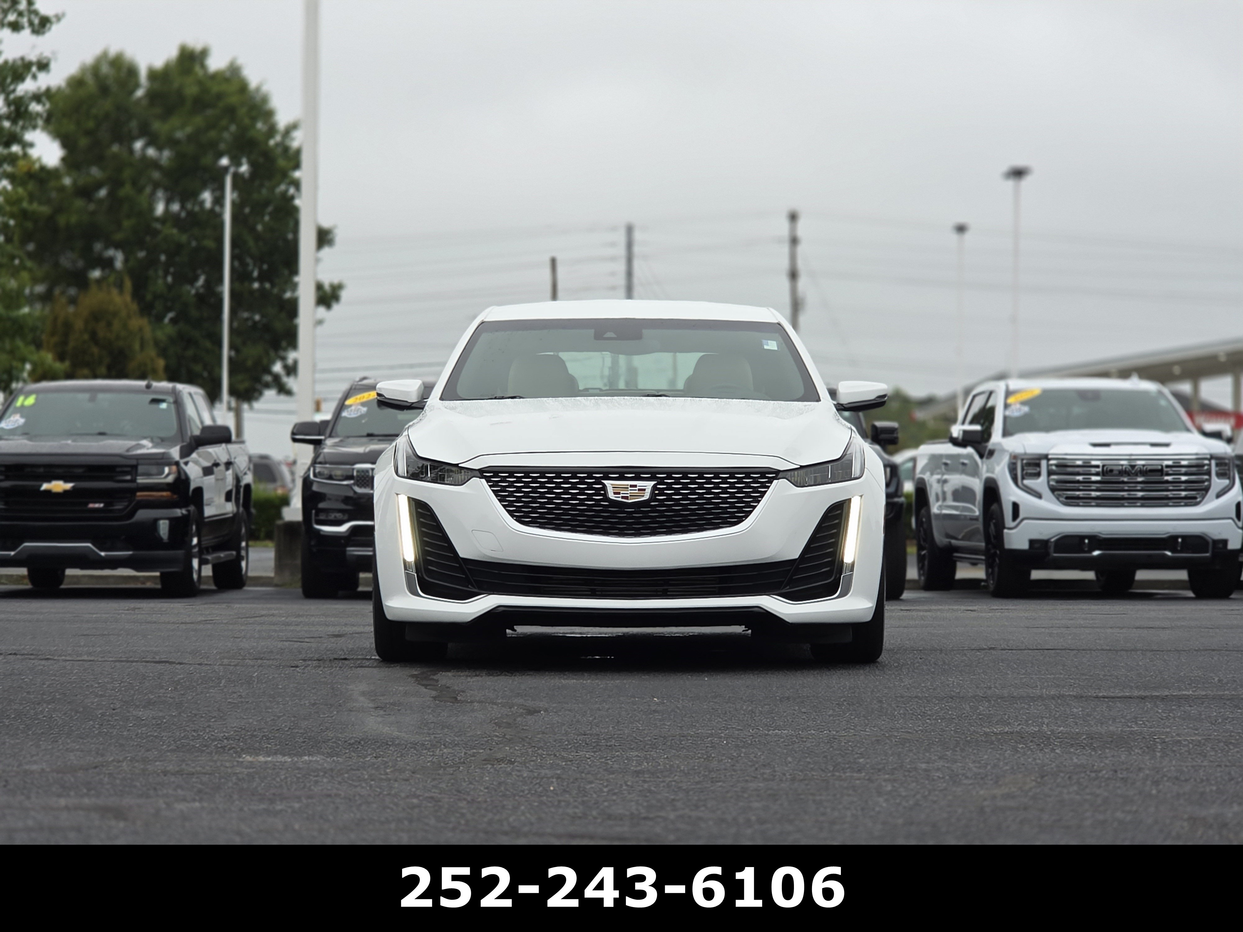 Used 2021 Cadillac CT5 Luxury w/ Cold Weather Package RWD image 2