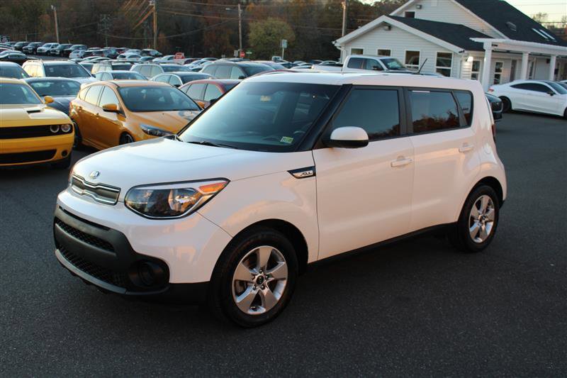 Used 2019 Kia Soul FWD image 3