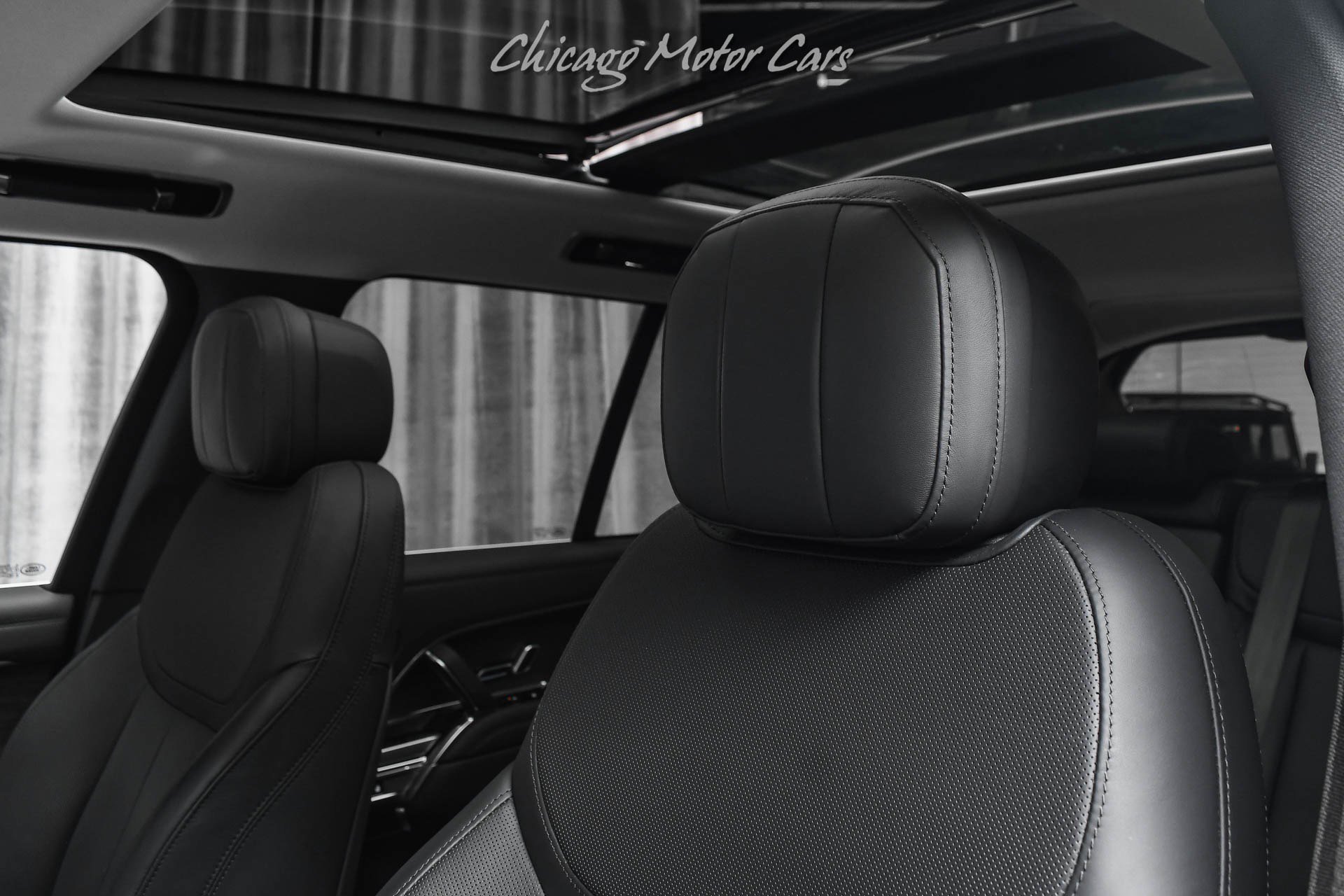 Used 2024 Land Rover Range Rover SE image 21