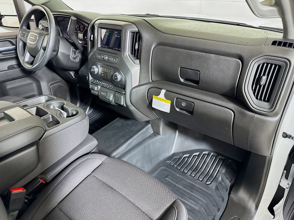 Certified 2026 GMC Sierra 3500 Pro AWD/4WD image 26