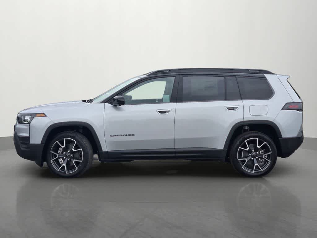 New 2026 Jeep Cherokee Overland w/ Trailer Tow Group AWD/4WD image 2
