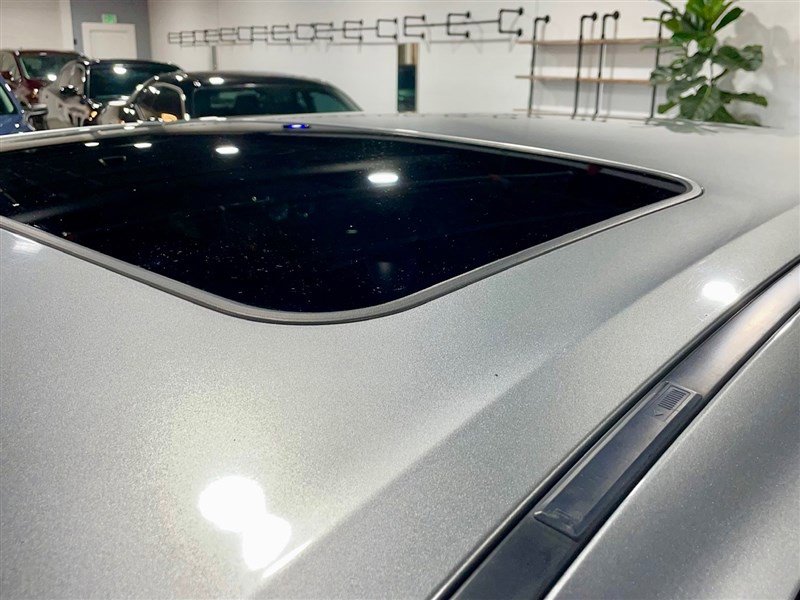 Used 2011 Suzuki Kizashi Sport GTS image 9