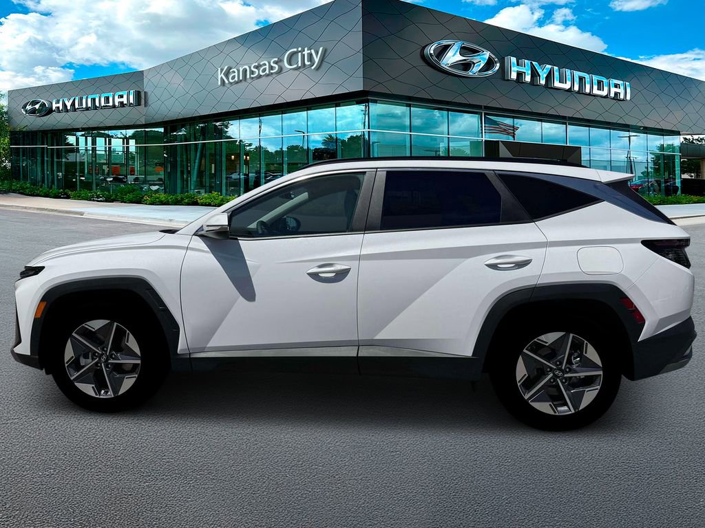 New 2026 Hyundai Tucson SEL FWD image 3