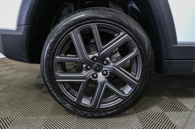 Used 2026 Jeep Compass Limited AWD/4WD image 16
