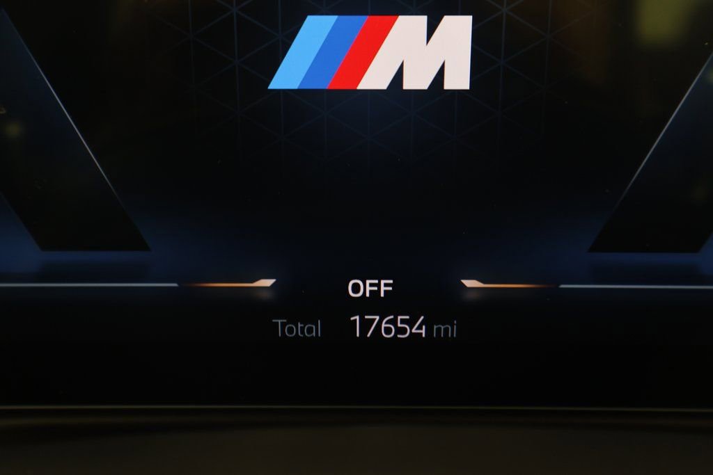 Used 2023 BMW M340i RWD image 17