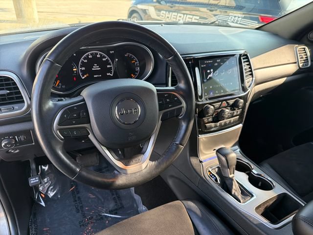 Used 2021 Jeep Grand Cherokee Laredo X AWD/4WD image 13