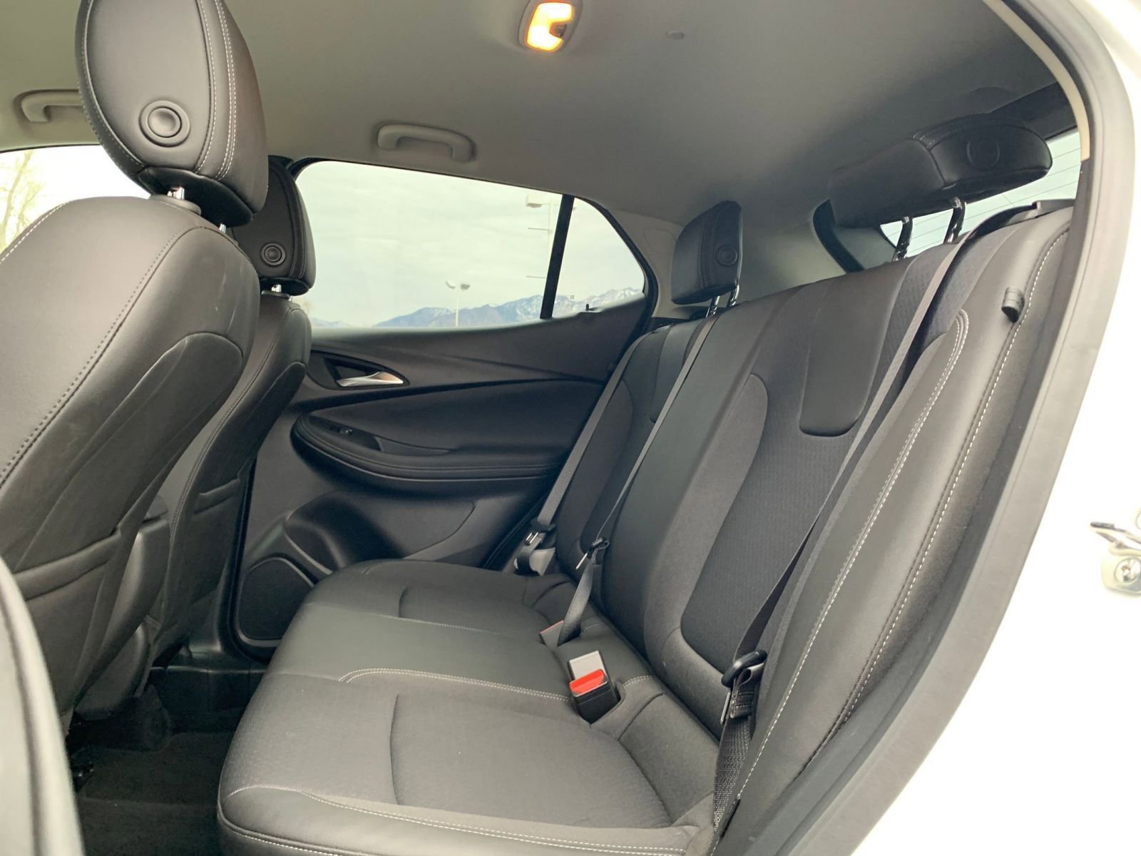 Used 2025 Buick Encore GX Preferred image 23