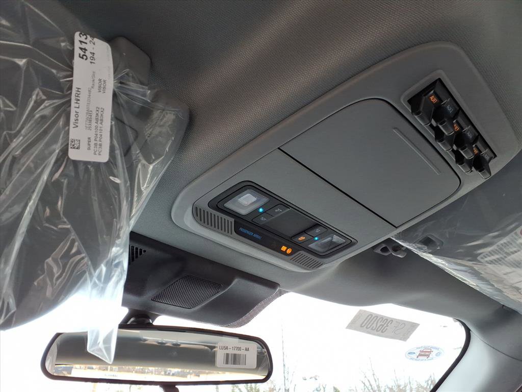 New 2026 Ford F250 XL w/ XL Chrome Package image 19