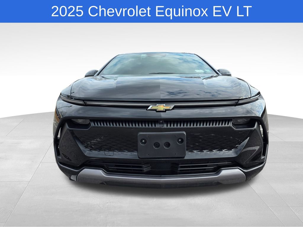 Used 2025 Chevrolet Equinox EV LT image 9