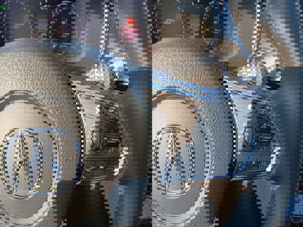 Used 2023 Acura MDX SH-AWD w/ Technology Package image 23