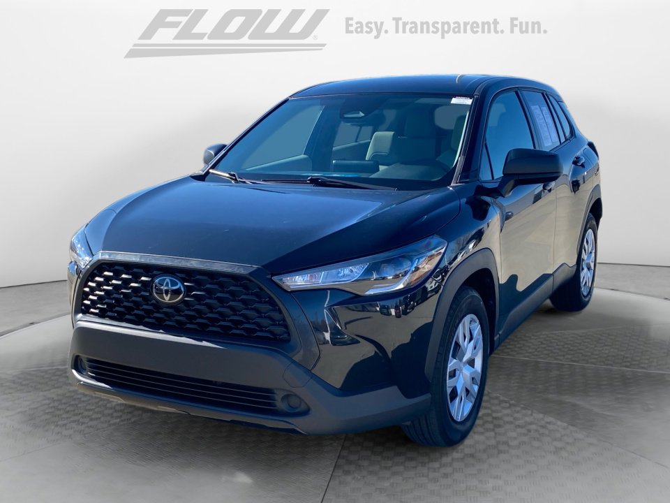 Used 2023 Toyota Corolla Cross L image 4