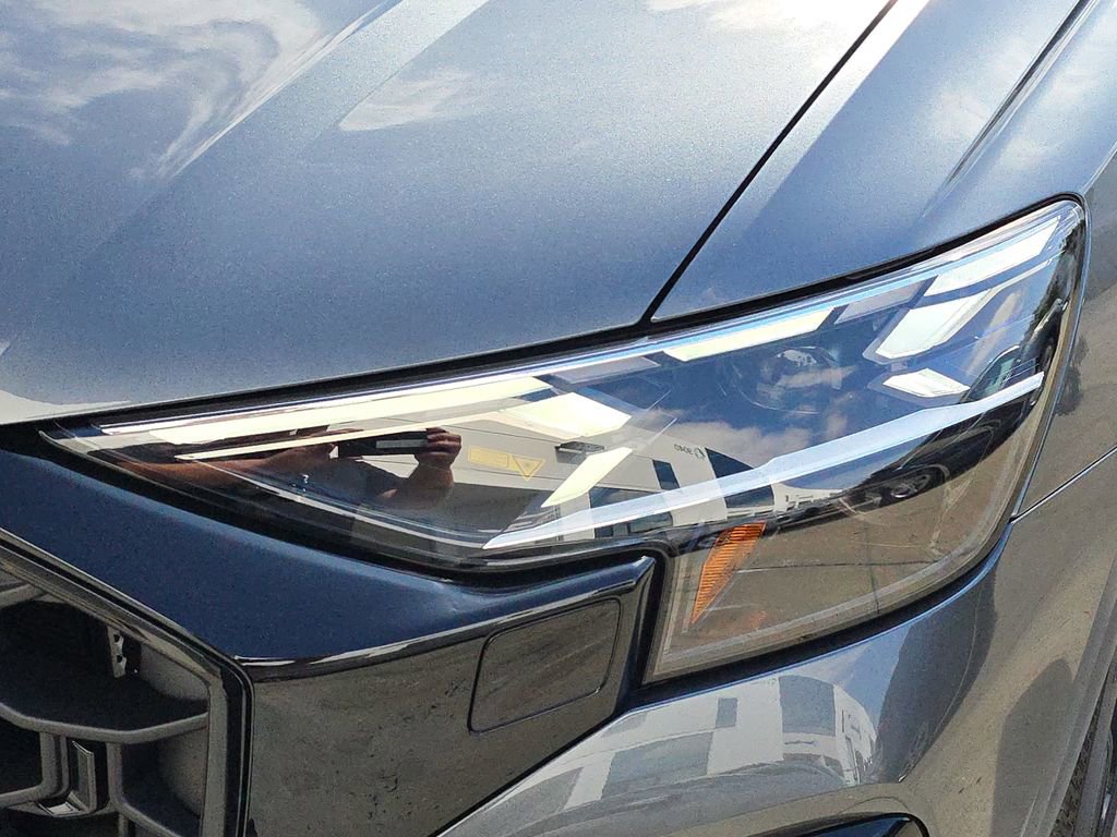 New 2026 Audi SQ8 Prestige image 32