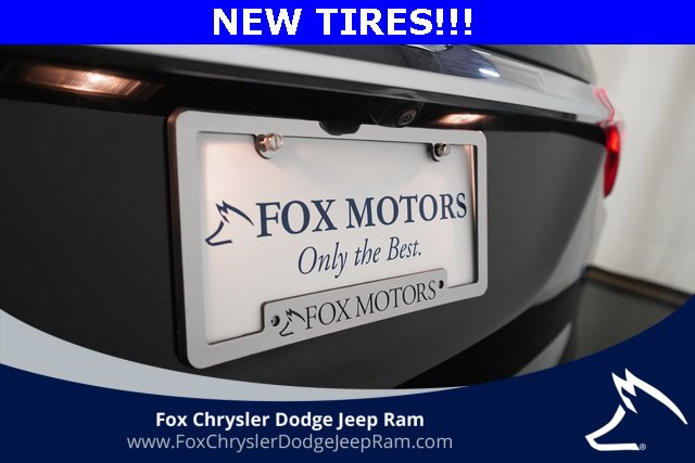 Used 2024 Buick Enclave Essence w/ LPO, Floor Liner Package image 37