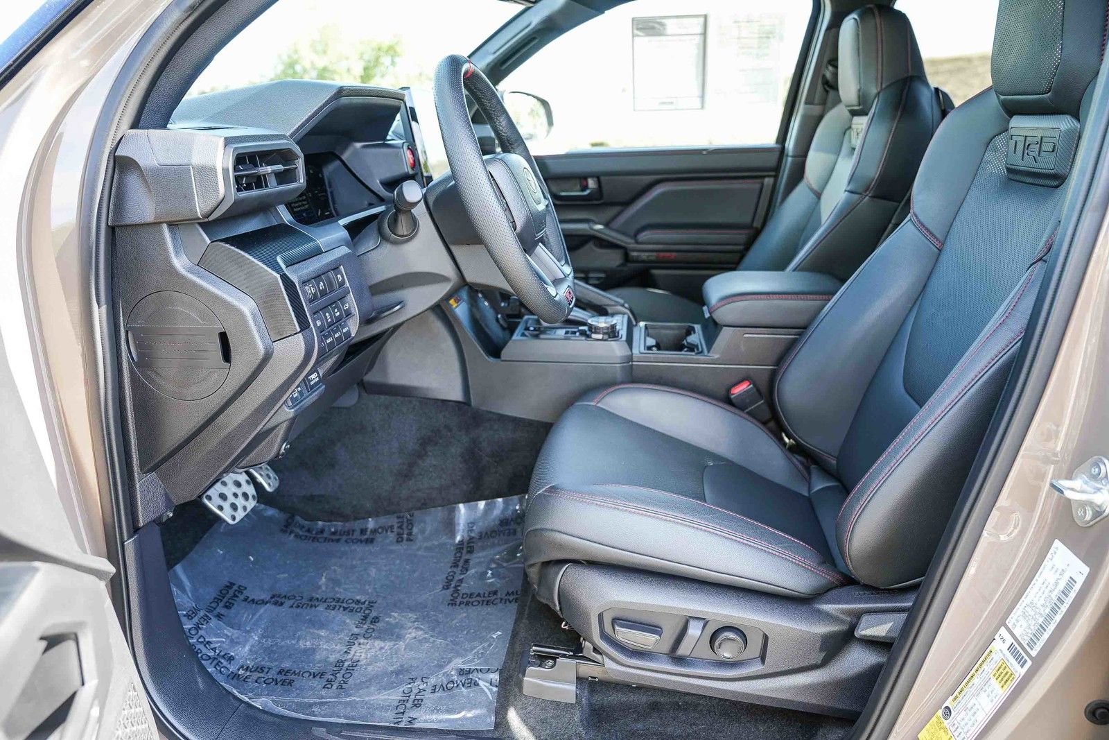 Used 2025 Toyota Tacoma TRD Pro AWD/4WD image 17