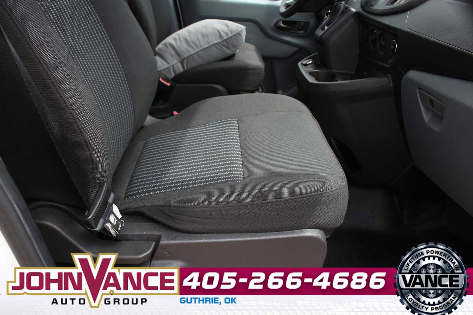 Used 2019 Ford Transit 250 148 Medium Roof RWD image 18