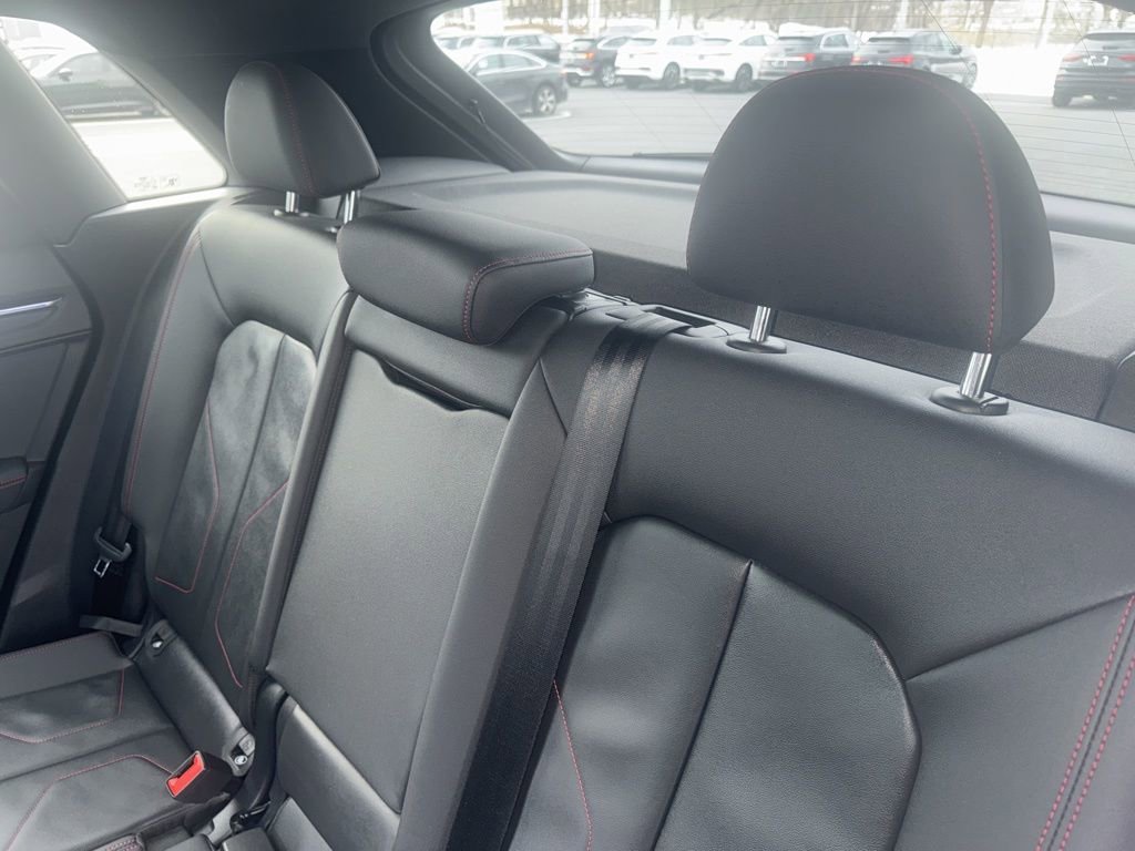 Used 2025 Audi Q3 2.0T Premium Plus w/ Premium Plus Package image 18
