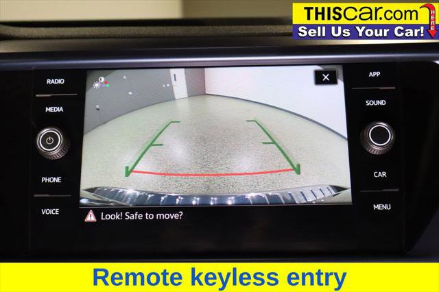 Used 2024 Volkswagen Taos SE FWD image 18