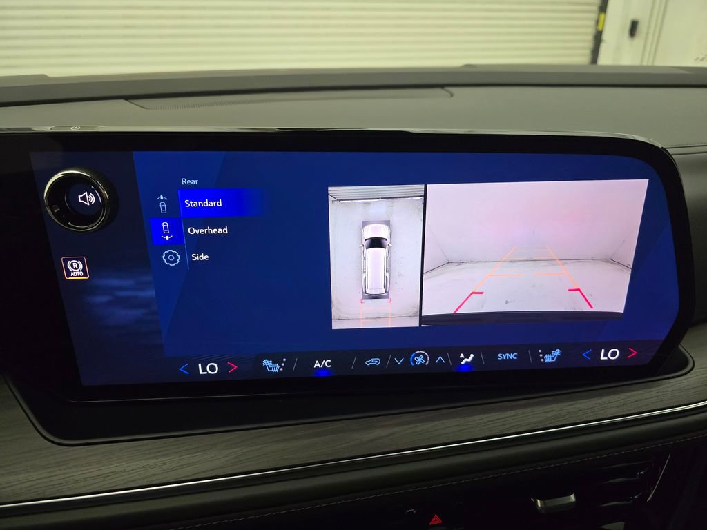 New 2026 Chevrolet Suburban LT w/ Comfort Package image 16