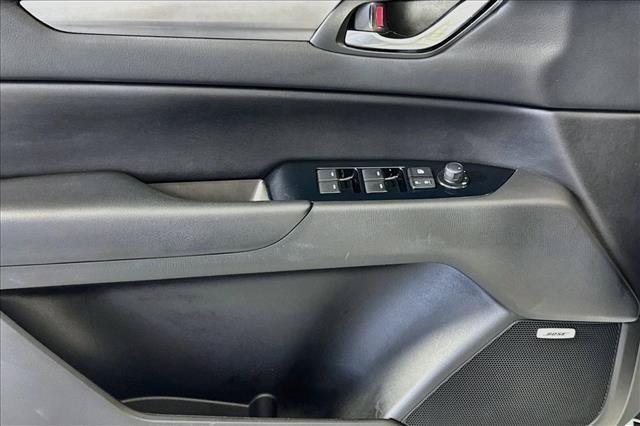 Used 2019 MAZDA CX-5 Touring FWD image 17
