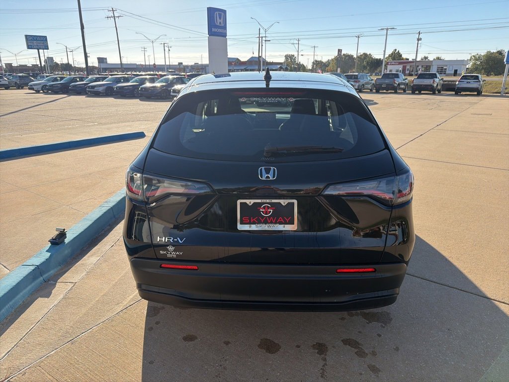 Certified 2025 Honda HR-V LX image 14