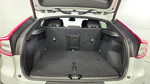 Certified 2023 Volvo C40 P8 Recharge Ultimate AWD/4WD image 39
