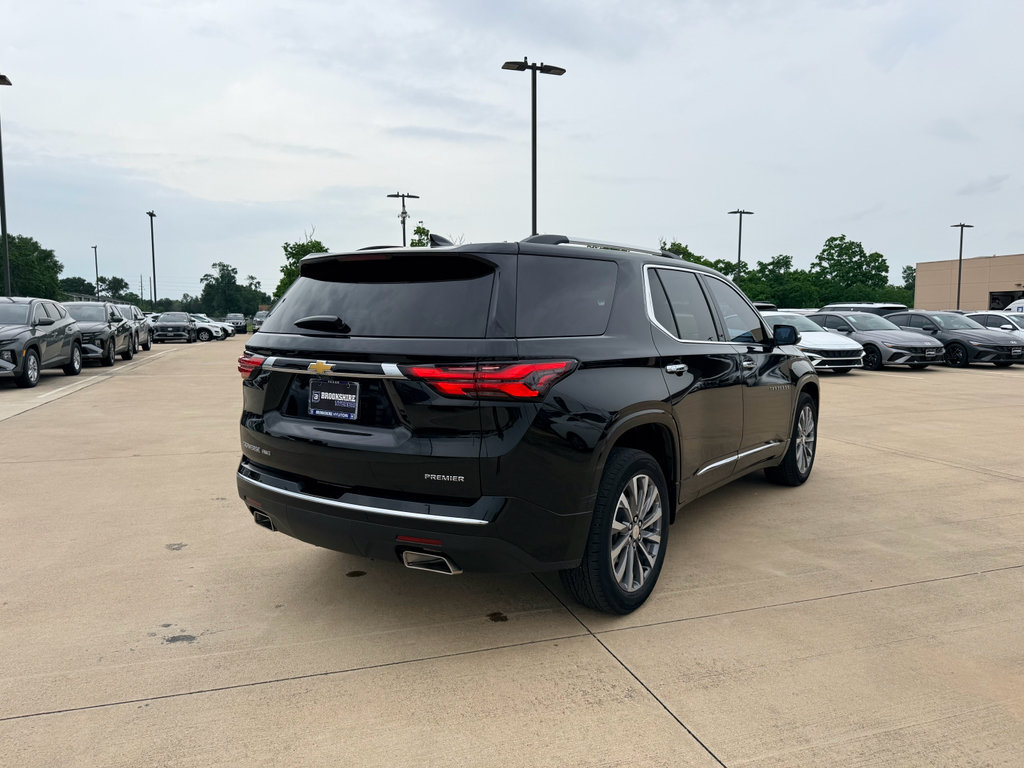Used 2023 Chevrolet Traverse Premier AWD/4WD image 7