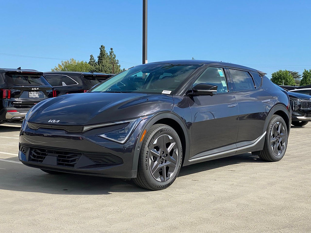 New 2025 Kia EV6 Light AWD/4WD image 7