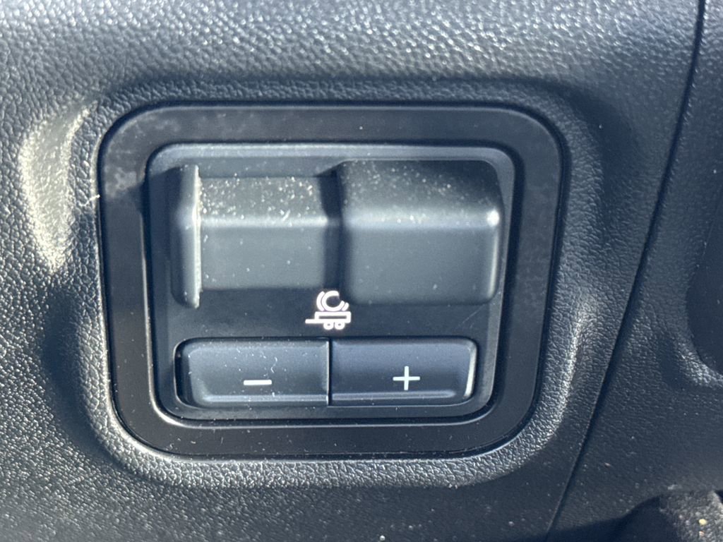 Used 2024 GMC Hummer EV 3X image 24