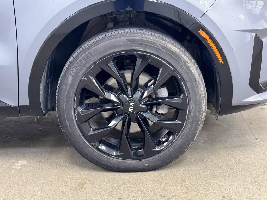 Used 2021 Kia Sorento SX image 4