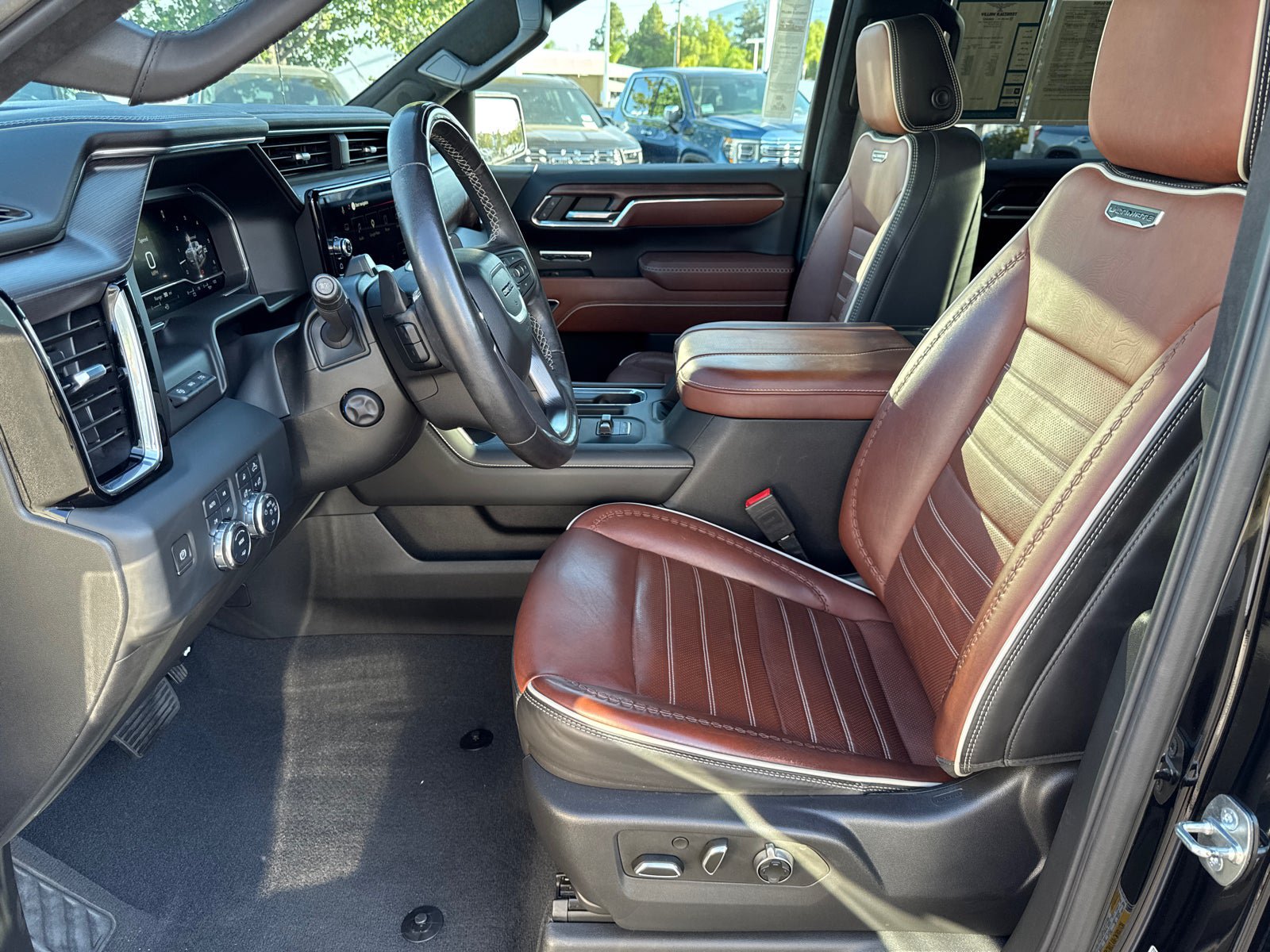 Certified 2023 GMC Sierra 1500 Denali Ultimate AWD/4WD image 30
