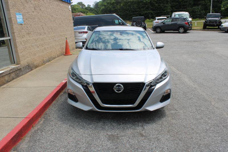 Used 2022 Nissan Altima 2.5 SV FWD image 2