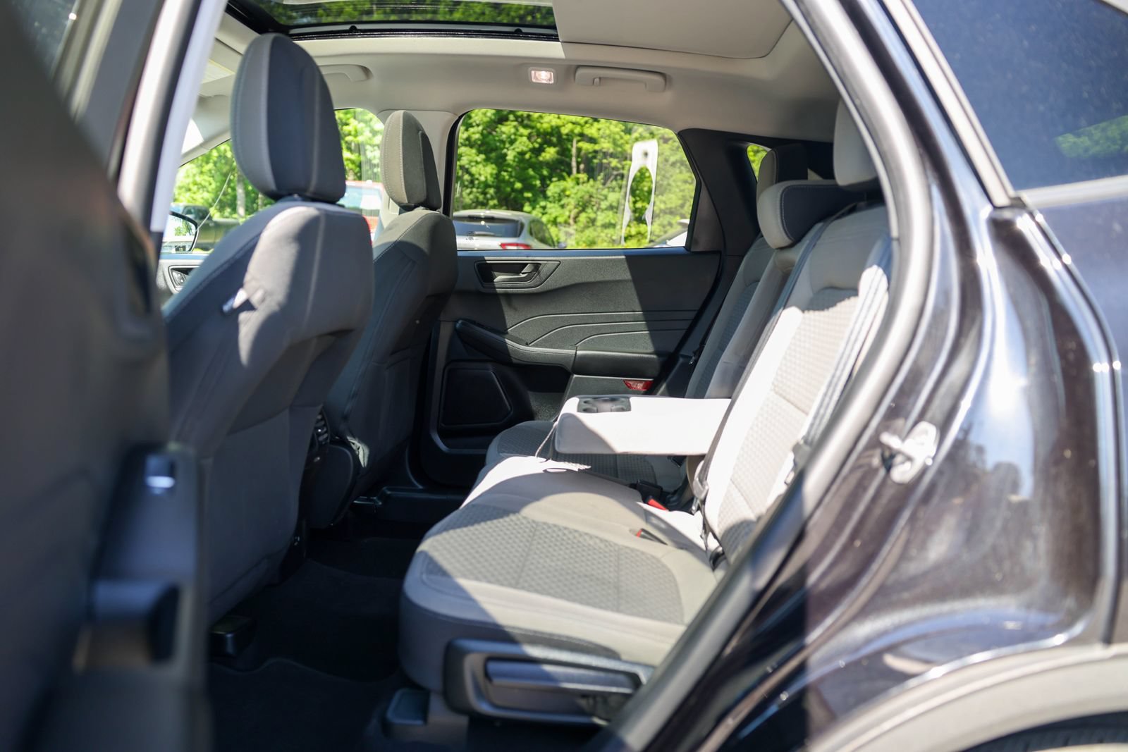 Used 2022 Ford Escape SE w/ SE Sport Appearance Package AWD/4WD image 15