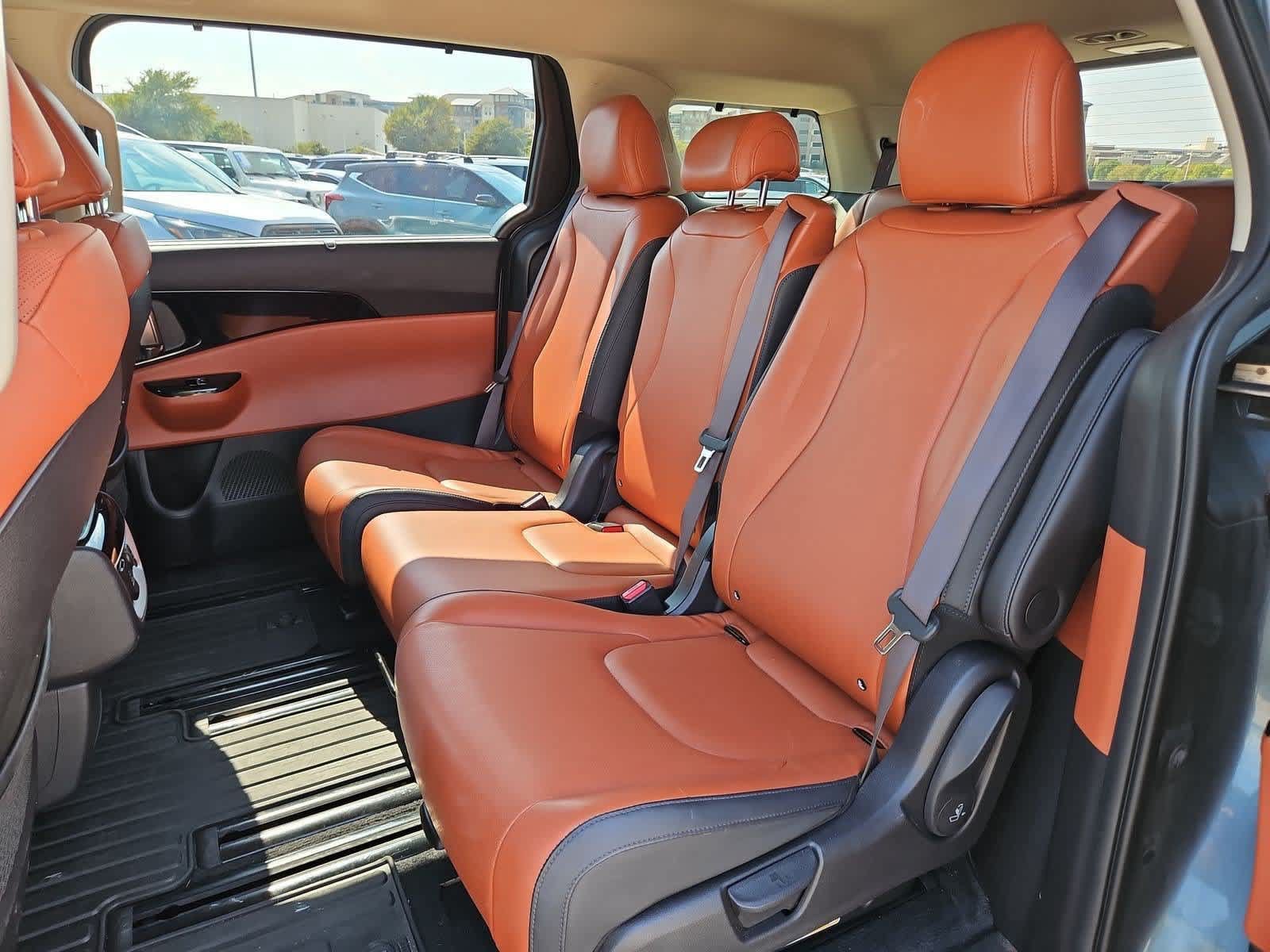 Used 2023 Kia Carnival SX FWD image 18