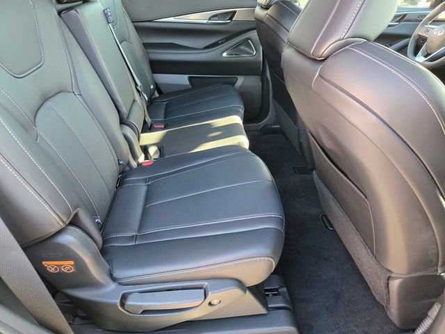 Certified 2025 INFINITI QX60 Luxe w/ Black Edition AWD/4WD image 21