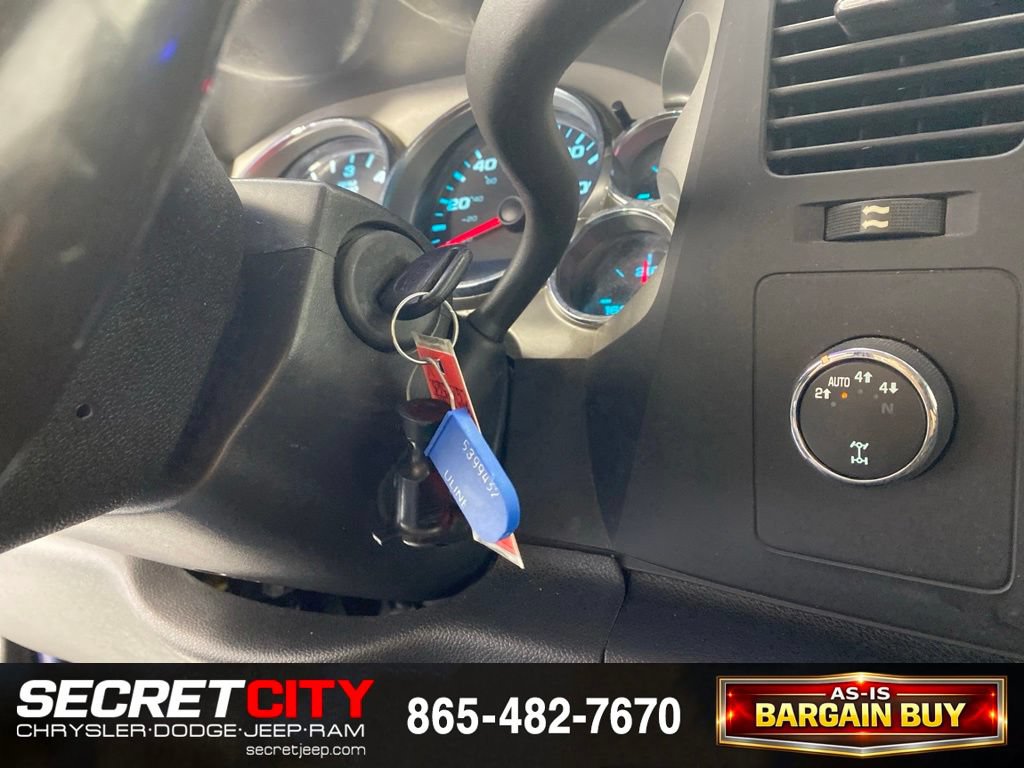 Used 2012 Chevrolet Silverado 1500 LT AWD/4WD image 16