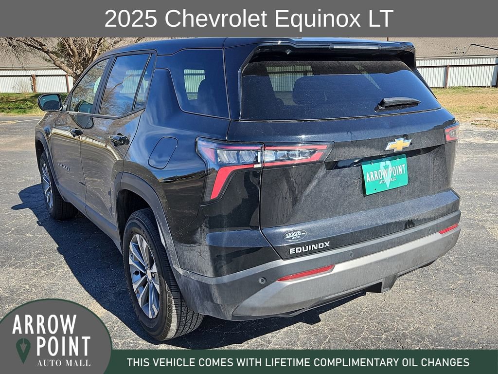 Used 2025 Chevrolet Equinox LT FWD image 9