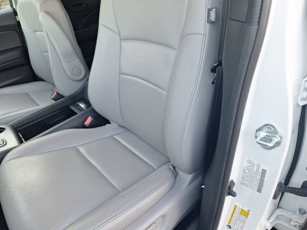 Used 2023 Honda Passport EX-L image 28