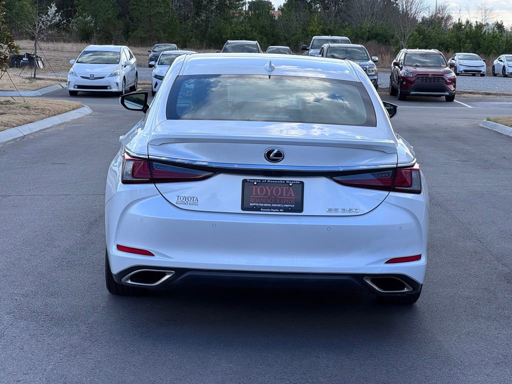 Used 2022 Lexus ES 350 w/ Premium Package FWD image 5