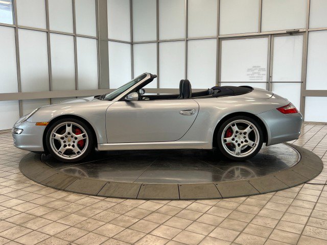 Used 2005 Porsche 911 Carrera S image 4
