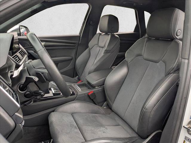 Used 2022 Audi SQ5 Premium Plus w/ Premium Plus Package AWD/4WD image 16