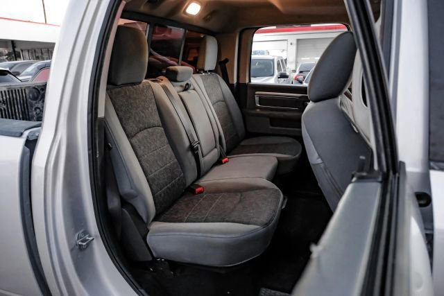 Used 2018 RAM 1500 Lone Star image 42